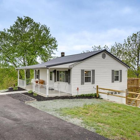 Cozy Kentucky Retreat - Deck, Near Ark Encounter! Villa Dry Ridge Exteriör bild